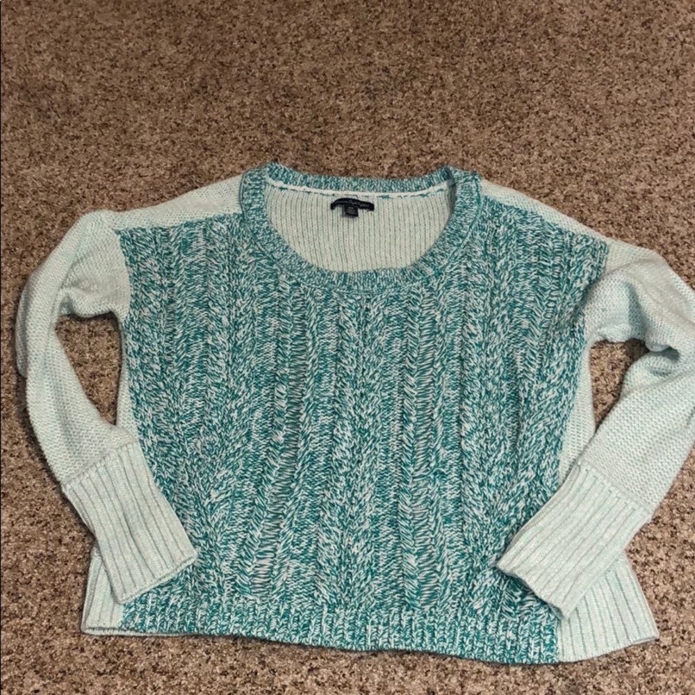 American Eagle sweater